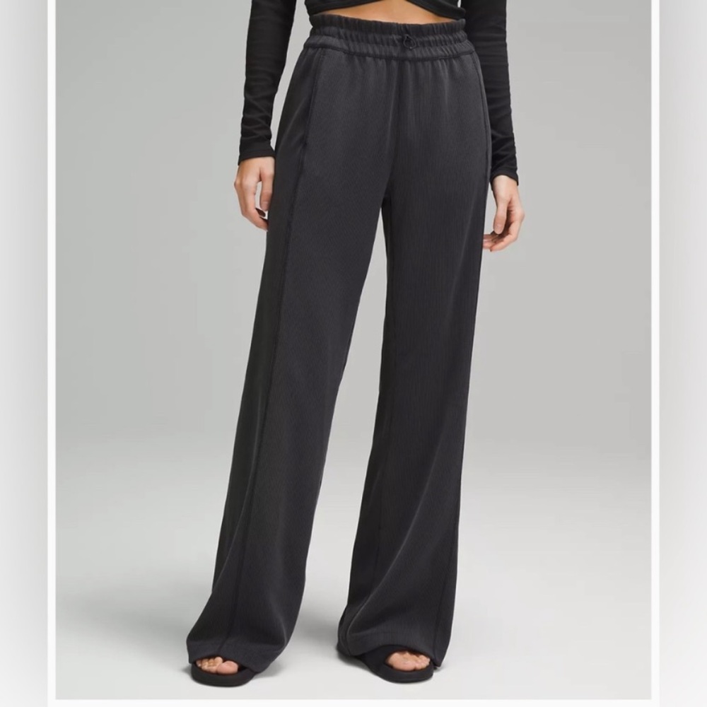 Lululemon Ribbed Softstreme High-Rise Pant 32.5" Black size 6